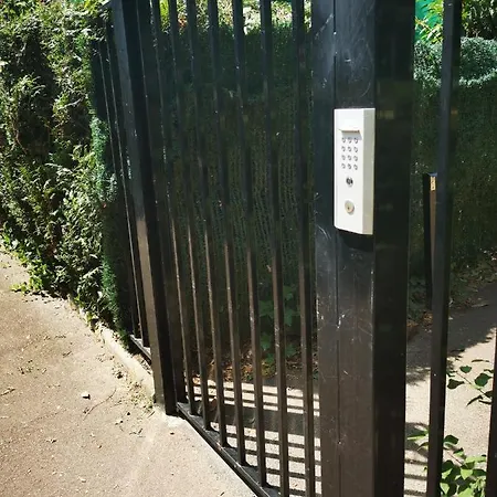 F3 De 63m² A 2 Pas De La Gare D'evry-bras De Fer Apartment